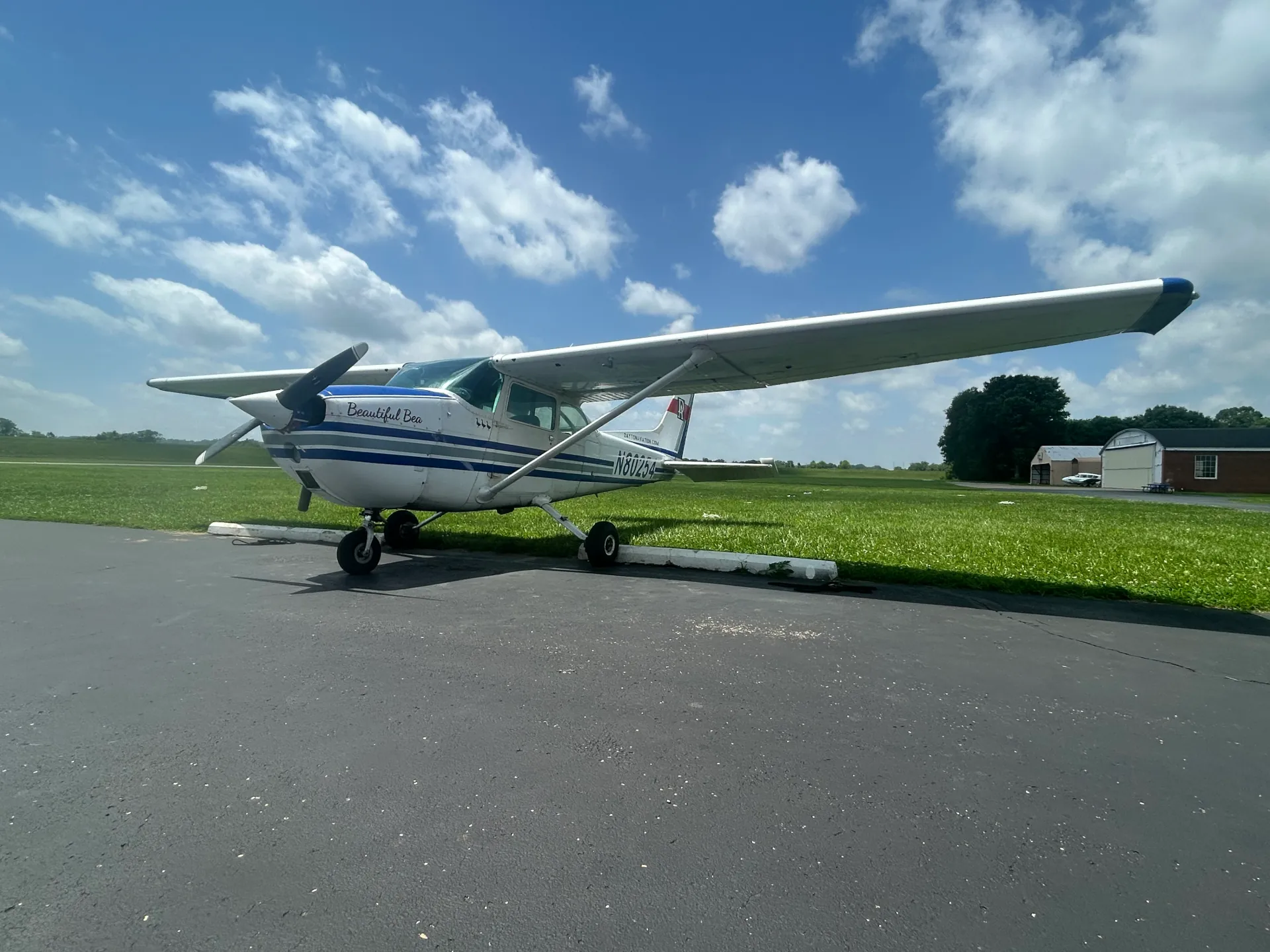Cessna 172M Beautiful Bea available through Dayton Aviation Services aircraft rental