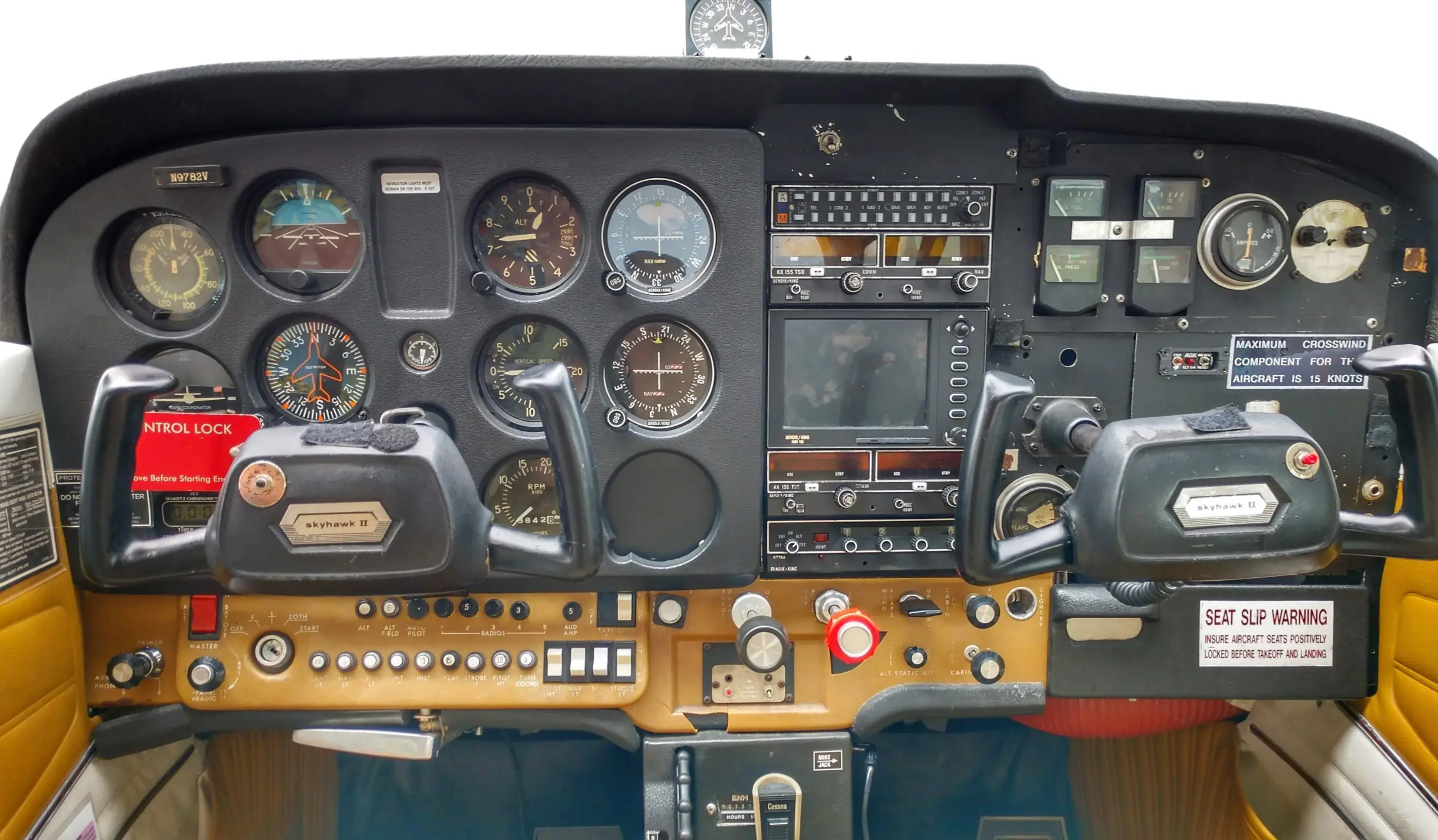 N9782V Cessna 172M Pitter Pat instrument panel